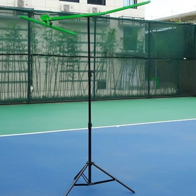 Sports Equipment For Tennis - Machine de service de tennis Gravity